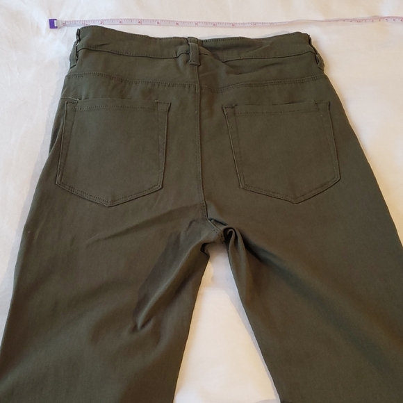 NEW Parasuco Olive Green Denim Jeans, Stretchy - Picture 9 of 9